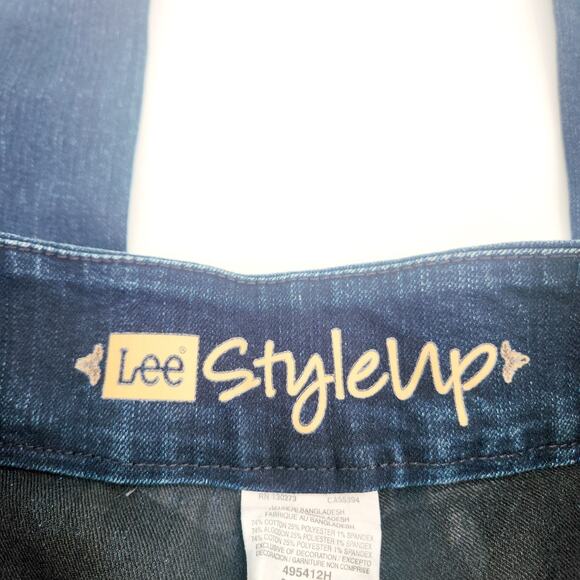 Lee Style Up Women’s Stretch Jeans Blue Size 6 PETITE Straight Leg - Picture 8 of 8